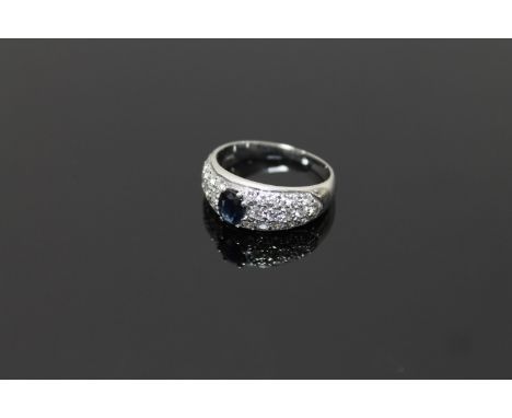 A superb quality 18ct sapphire and diamond ring, approximately 1.5ct, size Q.