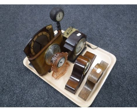 A tray of eight assorted twentieth century mantel clocks 