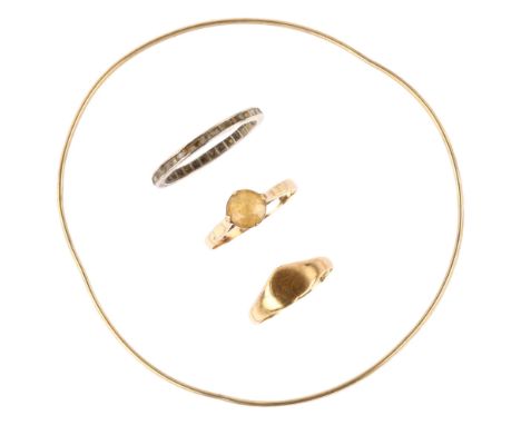 Various jewellery, including 9ct gold (4.4g gross), and an unmarked eternity ring, 1gLot sold as seen unless specific item(s)