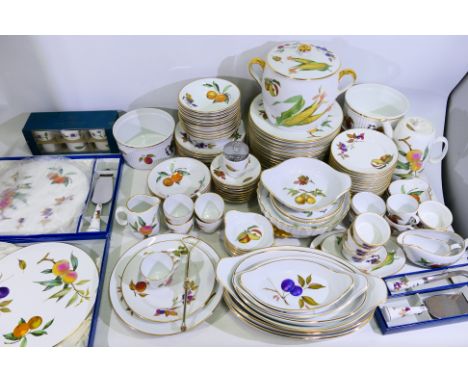 A collection of Royal Worcester Evesham pattern tablewares, part boxed, in excess of 100 pieces. [3]. [W]NOTE: THIS LOT IS NO