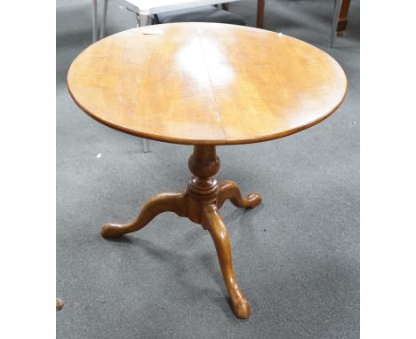 A Victorian circular satin birch tilt top tea table with bird cage action, diameter 84cm, height 70cm