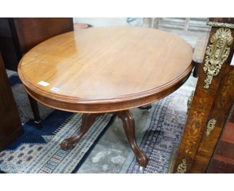 A Victorian mahogany oval tilt-top loo table width 134cms, depth 104, height 72cms.