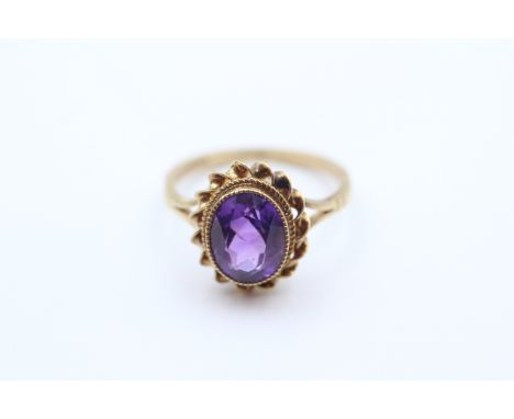 9ct Gold Vintage Amethyst Floral Bordered Statement Ring (2.5g)     2036267