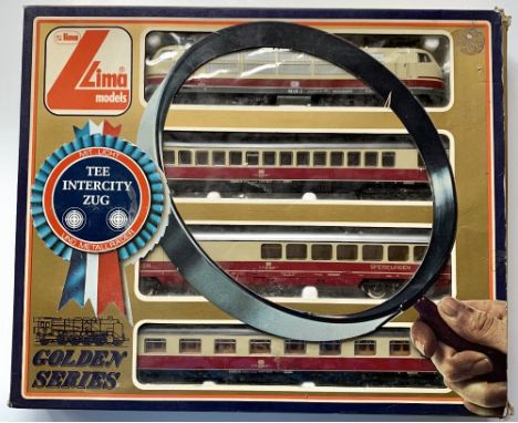 Lima HO Scale DB Diesel Train Passenger train pack boxed