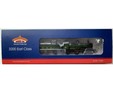 Bachmann OO Gauge 31-087DC GWR 3200 class steam loco mint and boxed