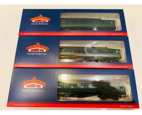 Bachmann OO Gauge 3x BR Bulleid Coaches New Ex Shop Stock