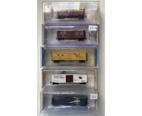 Five assorted Bachmann N Gauge freight wagons ( all boxed )
