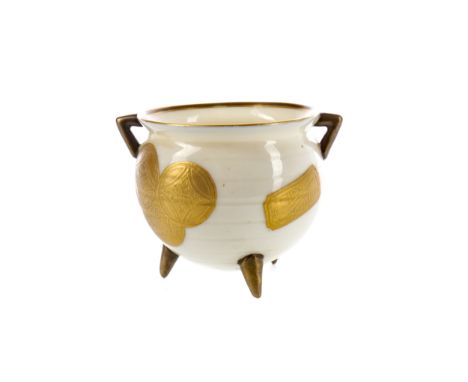 ROYAL WORCESTER TWIN HANDLED CAULDRON VASE, of ovoid form, gilded with Chinoiserie fans, raised on three peg feet, printed ma