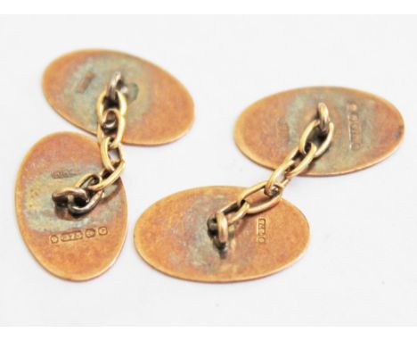 A pair of hallmarked 9ct gold cufflinks, wt. 4.4g.