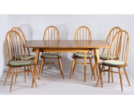 Ercol blonde extending dining table, with foldout leaf, approx. 226cm long when extended, 152cm when closed, 90cm wide, with 