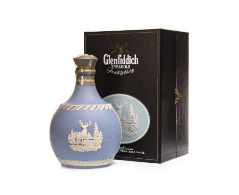 GLENFIDDICH 21 YEARS OLD WEDGEWOOD DECANTER Single Malt Scotch Whisky 750ml, 43% volume, in box with cetificate of authentici