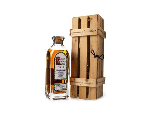 ROGHAINN NAM FEAR-EOLAIS 1963 Single Grain Scotch Whisky Distilled 14 July 1963, matured in cask no 1214-1217, decanter no. 5