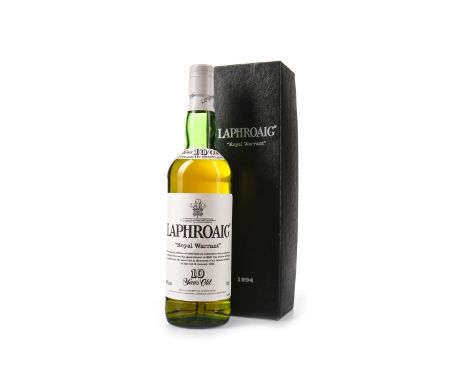 LAPHROAIG ''ROYAL WARRANT'' 10 YEARS OLD Single Malt Scotch Whisky Celebrates the granting of the Royal Warrant by HRH The Pr