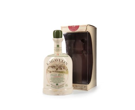 LAGAVULIN WHITE HORSE DECANTER AGED 15 YEARS Single Malt Scotch Whisky 75cl, 45% volume, in carton.