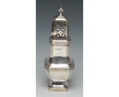 An Edwardian silver canted square baluster sugar caster, knop finial, reeded borders, spreading foot, 21cm high, Harrison Bro