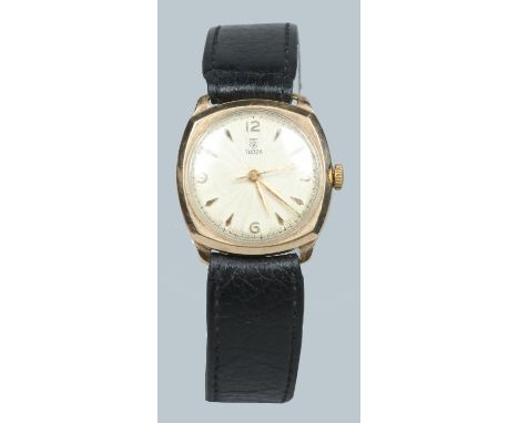 A gentleman's 9 carat gold cased Tudor manual wristwatch. With engine turned engraving to the dial, centre seconds and applie