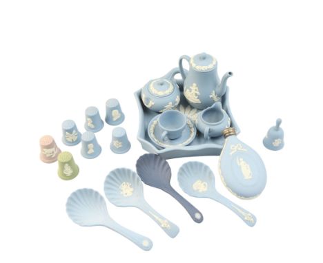 Wedgwood Jasperware miniature tea set for one, on a matched tray, oval scent bottle with silver cover, four caddy spoons, min