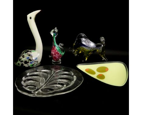 Murano glass model of a bull, art glass seated cat and bird, Orrefors glass plate, designed by Lars Hellsten, D32cm and vinta