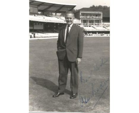 Alec Bedser 5x3 signed b/w photo. English cricketer, primarily a medium-fast bowler. He is widely regarded as one of the best