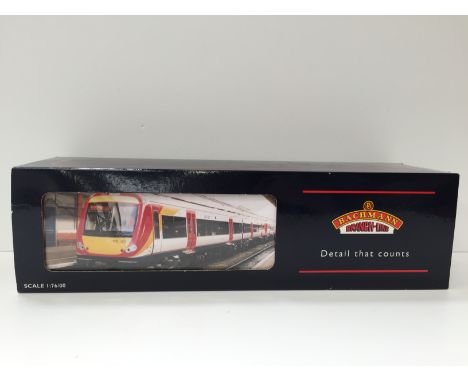 BACHMANN 32-452 Class 170/4 Turbostar 2 car DMU in South West Trains Livery. DCC fitted - Channel 16. Excellent in a near Min