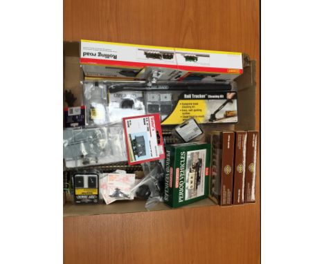 A tray containing a Hornby R8211  Rolling Road and R8212 additional roller Pack, a Mint Boxed Woodland Scenics TT4550 Track t