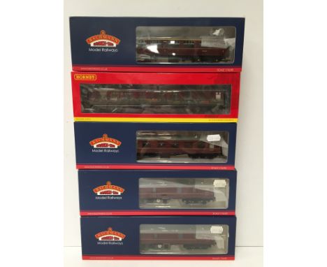 BACHMANN/HORNBY -  5 x Coaches - Bachmann 39-226C BR Maroon Mk 1, 39-271A 2 x BR Maroon Mk 1 GUV and 39-332C BR Maroon Mk 2 -