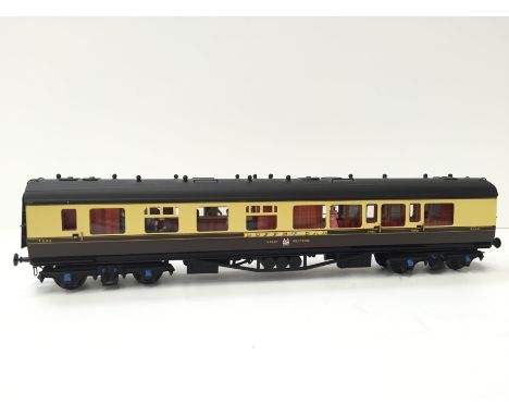 Lawrence Scale Models Brass Kit Built GWR Diagram H53 Chocolate and Cream 3rd Class Buffet Car no 9644 with Passengers. Built