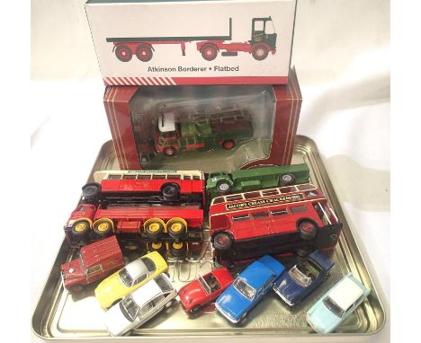 Selection of OO scale cars, buses and trucks, mostly in very good condition, unboxed. P&amp;P Group 1 (£14+VAT for the first 