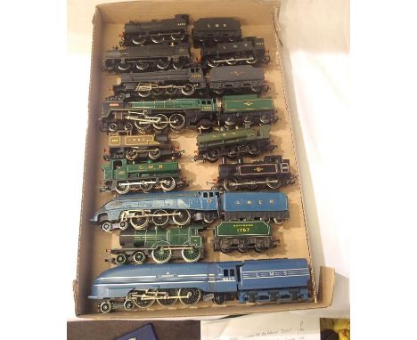 OO scale locomotives comprising of twelve steam outline locomotives, various makes in fair to good condition, some re-paintin