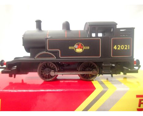 OO scale Hornby R3953, black Late Crest, 42021, tank locomotive. In excellent condition, box has storage wear, collectors clu