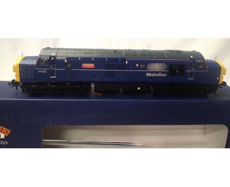 OO scale Bachmann 32-775TL, class 37 diesel, 37055, Rail Celebrity, mainline blue livery, Regional Exclusive. In excellent co