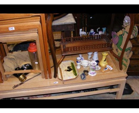 A souvenir ceramic aeroplane, Motto ware dish, inkstand, etc. 