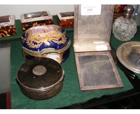 A continental ceramic box, together with two other collectables 
