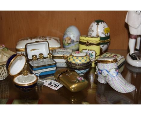 A GROUP OF LIMOGES AND OTHER TRINKET/PILL BOXES ETC, to include 'Durbarry', 'Peint Main', two containing miniature scent bott