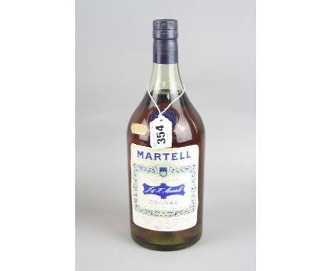A BOTTLE OF MARTELL COGNAC, blue labelling, circa 1960's, 32 US floz, fill level high shoulder