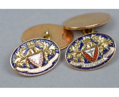 A PAIR OF 9CT ENAMEL CUFFLINKS, approximate weight 14.7 grams