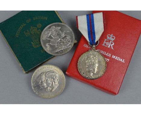 A MIXED LOT, to include a Silver Jubilee medal, a 1951 Festival of Britain coin and a 1981 commemorative (3)