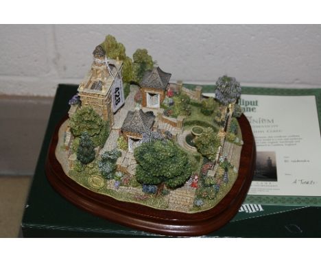 A BOXED LIMITED EDITION LILLIPUT LANE SCULPTURE, modelled as 'The Millennium Gate' No.1721 (with certificate and leaflet)