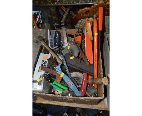 A BOX CONTAINING A QUANTITY OF HAND TOOLS, including planers, chisels, saws, etc