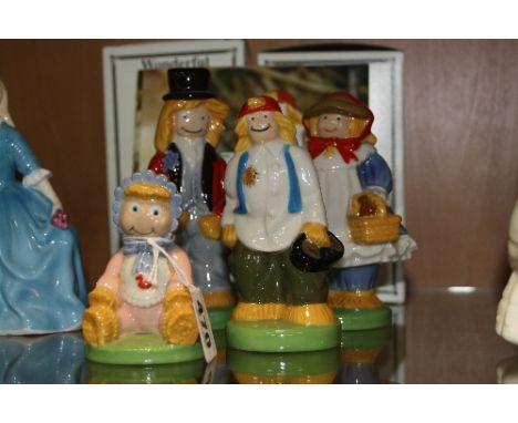 A SET OF FOUR WADE LIMITED EDITION FIGURES, 'The Straw Family' (the Scarecrows of Millfield Farm) exclusively for Key Collect