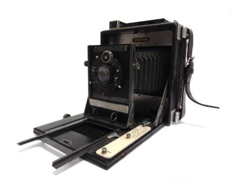 A FOLMER &amp; SCHWING (EASTMAN KODAK) SPEED GRAPHIC PRESS CAMERA  with a Voigtlander Anastigmat 'Skopar' 1:4,5 f=13,5cm lens