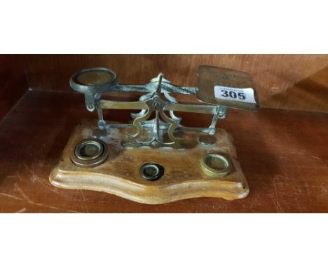 SMALL POSTAL SCALES & WEIGHTS