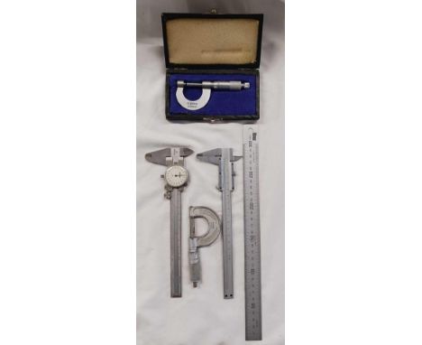 CARTON WITH MISC ENGINEERING TOOLS, VERNIERS, MICRO METERS 