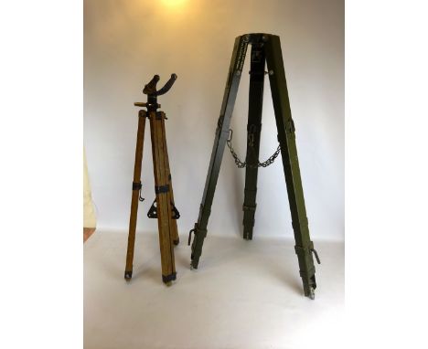 Military green painted telescopic 5ft tripod No.2 Z A 46064 & a wooden tripod (2)   Condition Report   Click here for further
