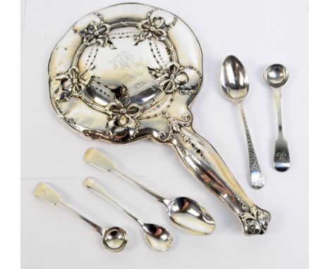 A pair of Victorian hallmarked silver fiddle pattern condiment spoons with initialled finials, Chawner & Co, London 1860, a G