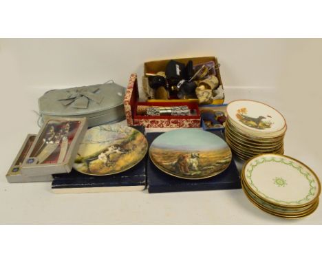 A set of eight floral decorated Noritake plates, cased knives, various vintage trinket boxes, compacts, small mirrors, etc.