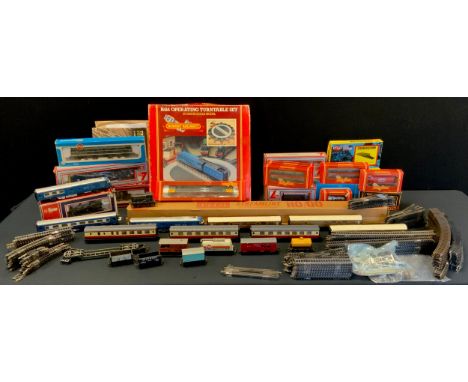 OO Gauge - Hornby, Mainline, Airfix, Lima etc, Diesel and other locomotives inc Royal Scots Grey, 6167 2-6-2 steam locomotive