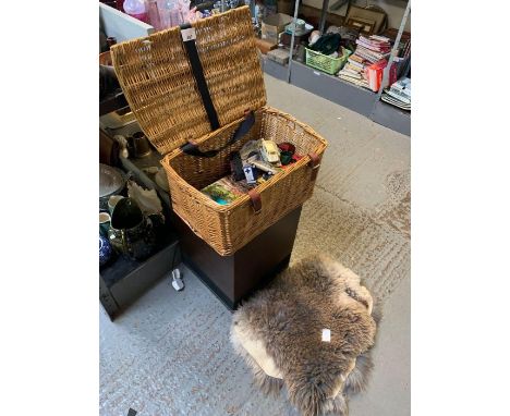 Speaker, wicker basket with rug, cars etc, condition requests and additional images will not be given for lots in this sale.