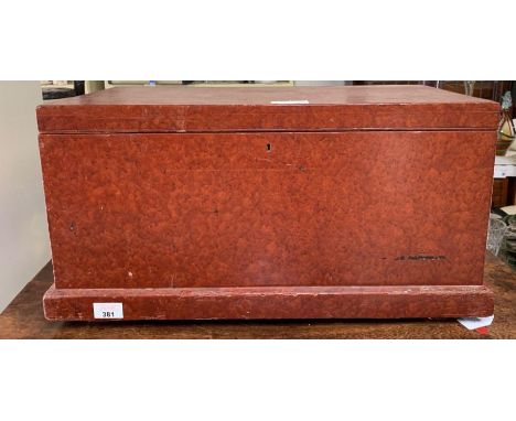 Small wooden trunk, condition requests and additional images will not be given for lots in this sale.