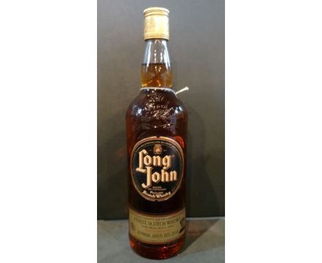 A bottle of Long John Special Reserve Scotch Whisky, bottled in the 1980's, 75.7cl, 70% proof.